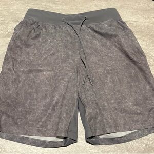 lululemon athletica Men’s Marbled Shorts